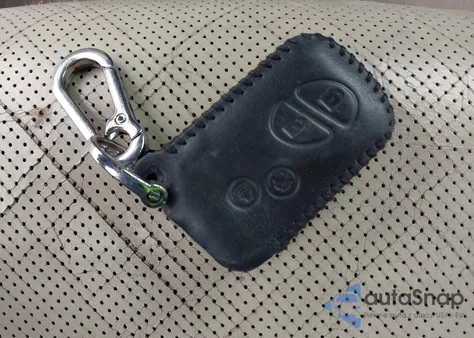 2010 Lexus Ls 460 z USA, uszkodzony, nr VIN JTHBL5EF5A5091991